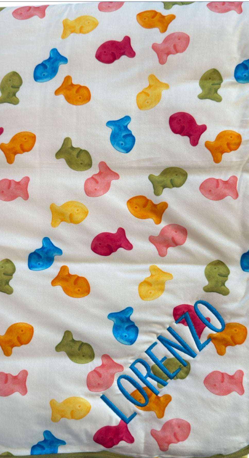 Fish Tank Dreams Personalized Toddler Blanket – Soft Bamboo Comfort
