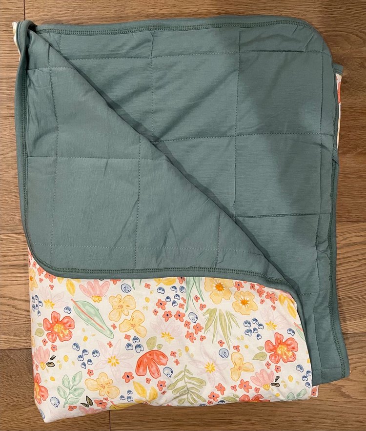 Whimsical Flower Bamboo Blanket – Personalized Soft Toddler Throw