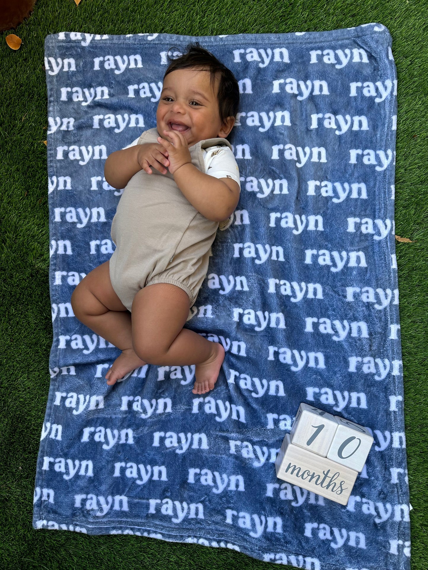 Personalized Baby Blankets – Custom Name, Font & Color Options