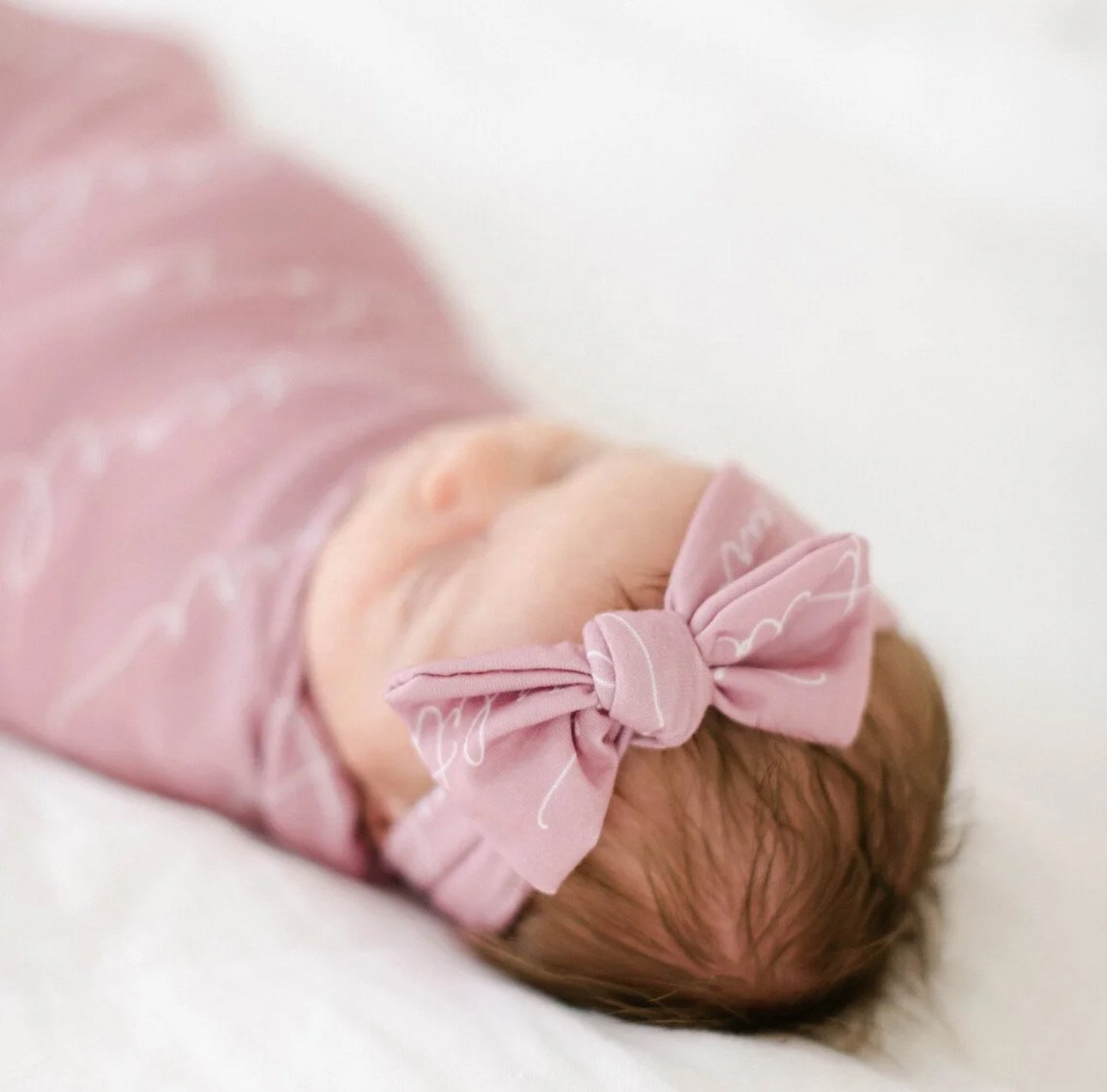 Newborn Sets – Personalized Blanket & Outfit for Babies
