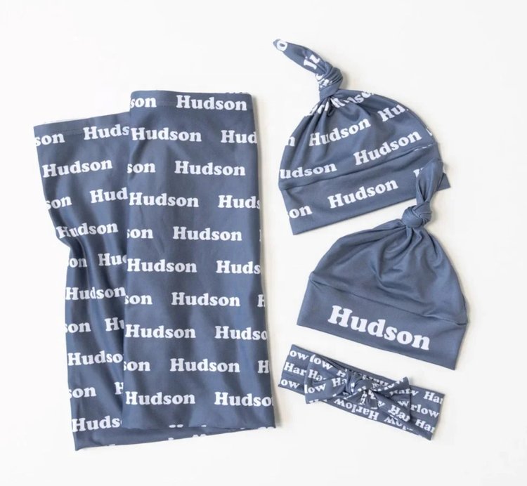 Newborn Sets – Personalized Blanket & Outfit for Babies