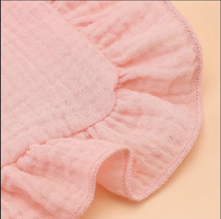Ruffle Muslin Burp Cloths – Soft & Stylish Baby Essentials